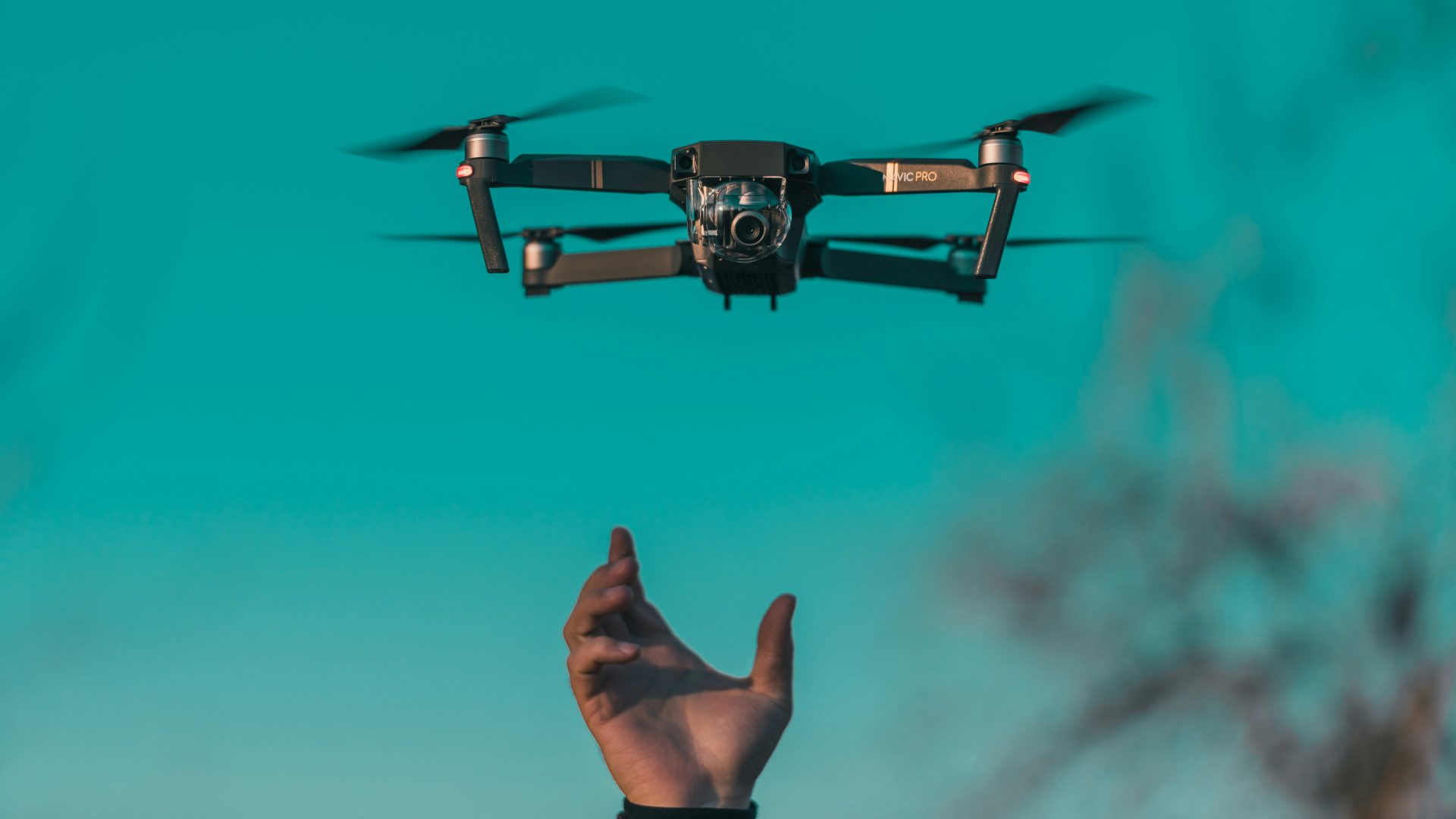 Photo d'un mini-drone prise avec un objectif tilt-shift